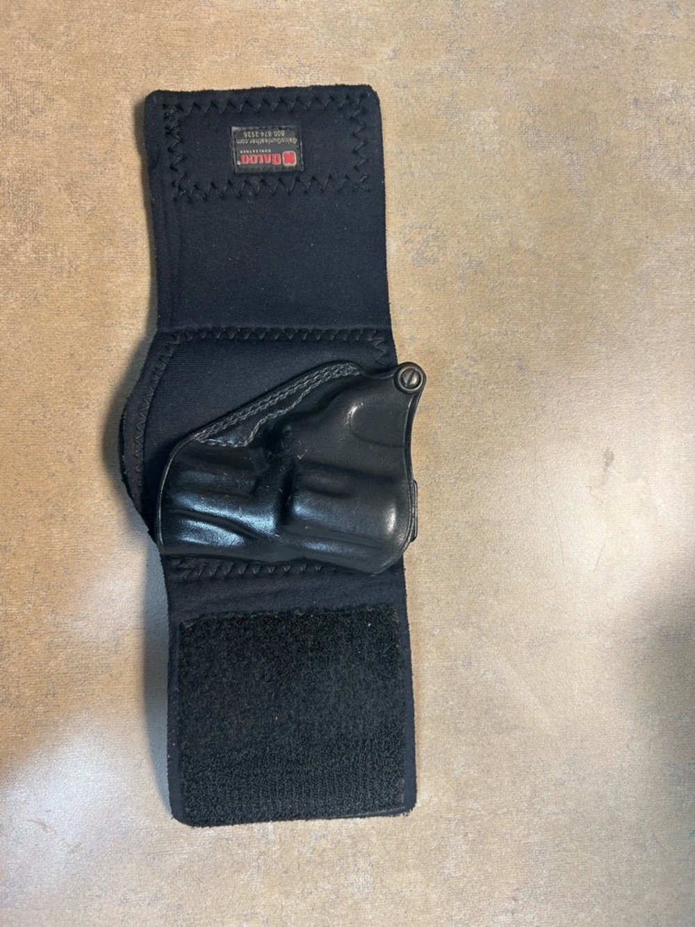 Galco Ankle Holster Smith & Wesson 642 Airweight Sheepskin Padded Neoprene Cuff